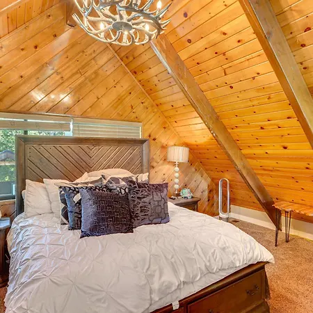 Lake Arrowhead Cabin With Hot Tub And Mountain Views! Exterior photo