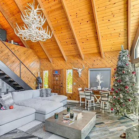 Lake Arrowhead Cabin With Hot Tub And Mountain Views! Exterior photo